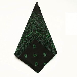 Bandanas personnalisées avec design imprimé sur mesure pour les mariages, les fêtes et les événements - Product Image 3