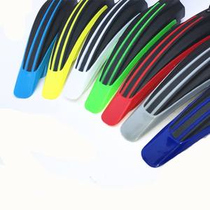 Guardabarros de bicicleta de dos colores con diseño de dragón para bicicletas de montaña, accesorio de plástico duradero. - Product Image 2