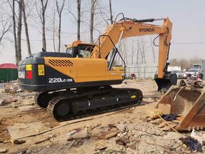Excavadora Hyundai 220LC-9S Usada, Original de Japón, 20 Toneladas, Excavadora Grande de Orugas con Alta Eficiencia, en Venta en Shanghái - Product Image 3