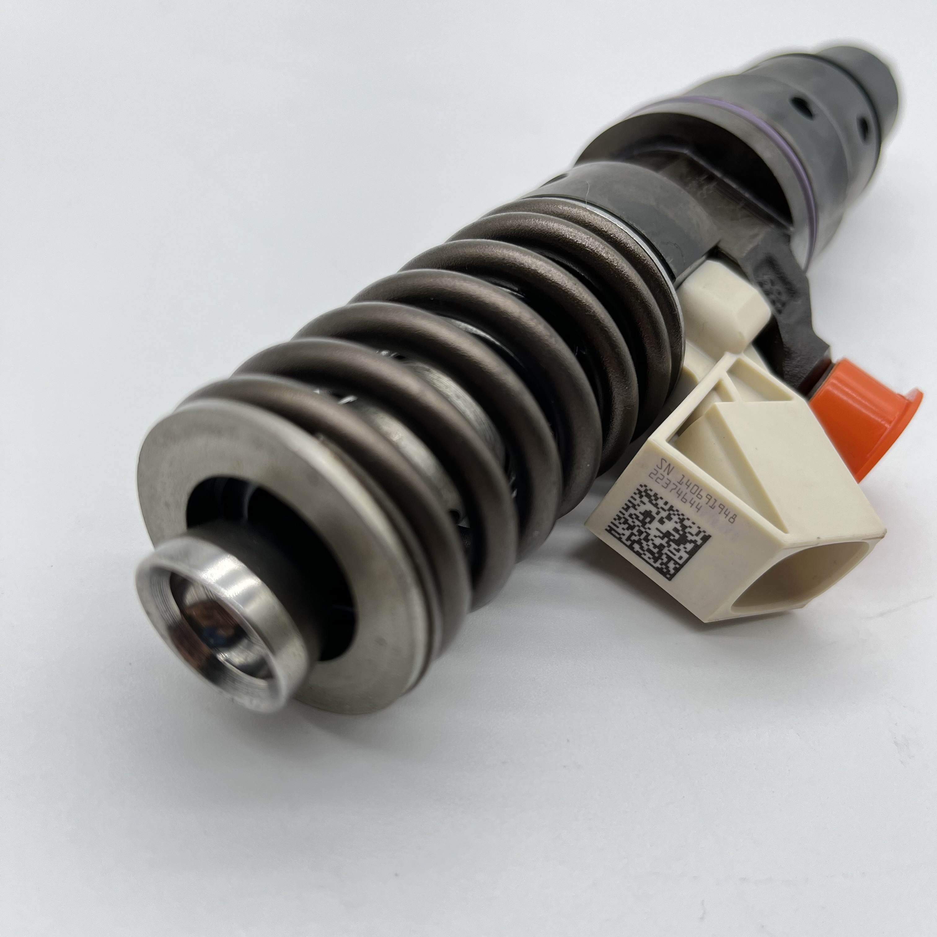 diesel fuel Injector 22374644 85013914 BEBE1R11202 BEBE1R11402 for VOLVO HDE16 DST Common rail injector 22374644 BEBE1R11202