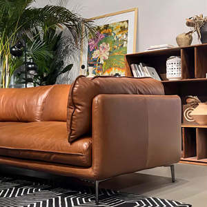 โซฟาเดี่ยวทรงสี่เหลี่ยมเรียบง่ายสไตล์อิตาลี ทำจากหนังแท้ บุด้วยฟองน้ำ เหมาะสำหรับห้องนั่งเล่นขนาดเล็กในอพาร์ตเมนต์ - Product Image 2