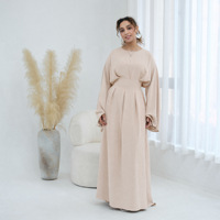 Robe longue élégante grande taille de couleur unie pour femme, taille cintrée, manches évasées, coupe ample, abaya longue modeste pour femme musulmane