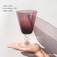 Verre à vin rouge de luxe au design créatif et coloré, plusieurs couleurs disponibles, verre à cognac à pied court en cristal pour les fêtes et les bars