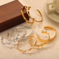 Bracelet ouvert minimaliste de style niche, inspiré de la géométrie, texture en dentelle, plaqué or, décontracté/sportif