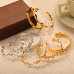 Brazalete Abierto Minimalista de Estilo Geométrico, Textura Tipo Encaje, Chapado en Oro, Casual/Deportivo - Product Image 4