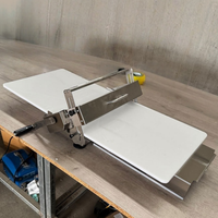 Laminoir à pâtisserie manuel efficace pour croissants, pizzas et fondants – Modèle de table