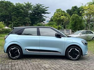 Voitures électriques Dongfeng Nami 01, véhicules à énergie nouvelle haute performance, modè<span class=keywords><strong>le</strong></span> 2024, puissance 200-250 kW, autonomie 601-700 km, conduite à gauche - Product Image 4