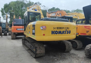 Excavatrice sur chenilles Komatsu PC200 d'origine en bon état Prix inférieur Équipement de construction d'occasion - Product Image 3