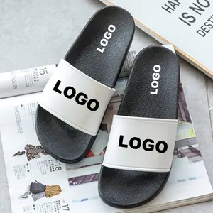 Hochwertige maßge schneiderte PVC-Folien Sandalen Schuhe Casual Designer Damen Folien Benutzer definierte Logo Hausschuhe