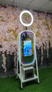 Nouvelle cabine de <span class=keywords><strong>photo</strong></span> à miroir magique portable conçue avec cadre LED cabine de <span class=keywords><strong>photo</strong></span> à miroir de beauté avec étui de vol - Product Image 2