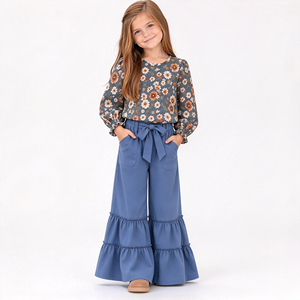 Conjuntos de Otoño para Niñas con Blusa de Flores y Pantalones Tipo Campana, Ropa Casual Suave de Spandex/Algodón Orgánico, Venta al Por Mayor - Product Image 3