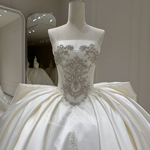 Robe de mariée moderne en satin ivoire sans bretelles, coupe princesse, imprimé floral, avec appliques de perles de cristal et traîne chapelle, modèle Xx87 - Product Image 2