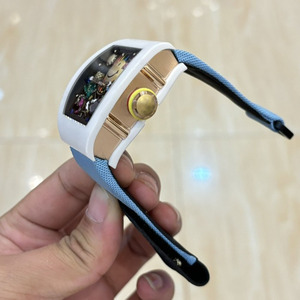 Reloj Mecánico de Lujo de Alta Calidad con Esfera Cuadrada, Reloj Mecánico de Fibra de Carbono Resistente al Agua - Product Image 4