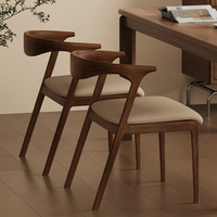 Chaises de salle à manger nordiques en bois massif pour hôtel et restaurant à usage domestique avec une chaise de bureau à dossier