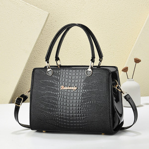 Sacs à bandoulière pour femme à motif crocodile 2026 Nouveaux sacs à main élégants en cuir PU avec <span class=keywords><strong>fermeture</strong></span> <span class=keywords><strong>éclair</strong></span>, grande capacité, forme carrée - Product Image 3