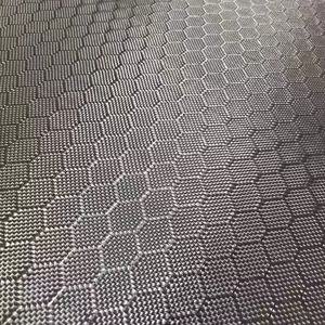 3K Wasp Honeycomb Hexagon Jacquard Rollo de tela de fibra de carbono Impermeable Accesorio para exteriores Bolsa Manta Equipaje con técnicas tejidas - Product Image 2