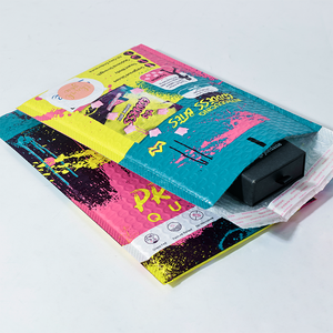 Self Seal Eco Friendly Large A4 Biodegradable Black Matte Shipping <strong>Package</strong> Padded Envelopes Poly Mail Bags <strong>Custom</strong> Bubble <strong>Mailers</strong> - Product Image 2