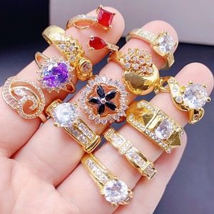 <b>Cheap</b> Wholesale Titanium Steel Gold Plated Fashion <b>Ring</b> New Design Ladies Finger <b>Ring</b> Latest Designer Gold <b>Rings</b> - Product Image 4