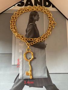 Schiaparelli 18k Altın Kaplama Moda Anahtar Serisi Çift Güzel Kolye Kolye Su Geçirmez Solmayan Mücevher Toptan Satış - Product Image 2