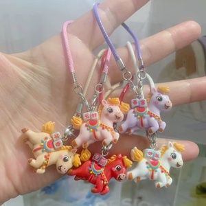 Venta al por mayor de fábrica, <span class=keywords><strong>precio</strong></span> bajo, <span class=keywords><strong>miniatura</strong></span> de poni, llavero creativo, accesorios de decoración para teléfono móvil, colgante para bolso de niñas - Product Image 1