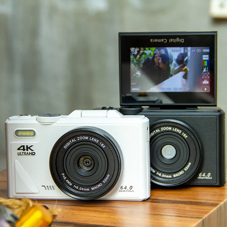 2024 nouveau 3 pouces rabattable écran Compact Selfie caméscope rétro Vlog 4K appareil photo numérique pour la photographie de voyage