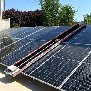 Brosse rotative de nettoyage de panneaux solaires design en gros système de nettoyage de panneaux solaires