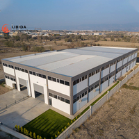Bâtiment industriel en structure d'acier légère certifiée ASTM avec panneaux isolants et assemblage facile