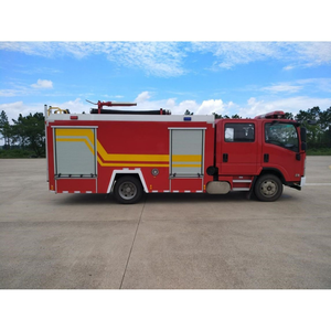 Camion-citerne à eau Sinotruk HOWO 4x2 8 tonnes pour la lutte contre les incendies et les secours industriels urbains - Product Image 2