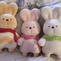 Peluche Lapin Mignon Taille Labrador Style Thaïlandais - Douce, Cuddly, Irrésistiblement Adorable, à Rebond Lent, Texture Ultra-Moelleuse