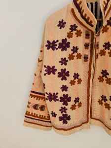 Chaqueta Suzani de Algodón Indio Bordada a Mano, Abrigo Hecho a Mano, Bata de Novia Estilo Boho, Chaqueta para Festivales, Regalo de Navidad - Product Image 3