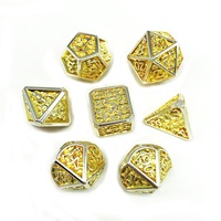 Ensemble de dés de haute précision gravés Dragon War D20 D6 en métal argenté personnalisable multicolore 16 mm pour jeux de table et collections