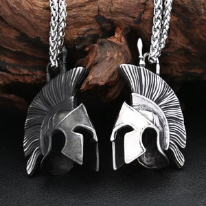 Collar con Colgante de Casco de Guerrero Espartano Yunnique, de Acero Inoxidable, Estilo Punk Hip Hop para Hombre, Regalo con Colgantes Temáticos - Product Image 1
