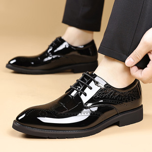 Zapatos Oxford de charol para hombre con punta en pico, con cordones, transpirables, para boda, para todas las estaciones, color negro - Product Image 1