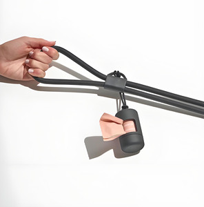 เชือกโพลีเอสเตอร์ถักแบบแฮนด์ฟรีสำหรับสุนัขสายจูงสัตว์เลี้ยงสายจูงสุนัขอเนกประสงค์3อุปกรณ์เสริมซิลิโคนสำหรับสัตว์เลี้ยง - Product Image 1