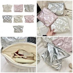 Eco-Friendly Durable PU Zipper Reusable Fashion Quilted Waterproof <b>Travel</b> Makeup & Cosmetic Bag <b>Gifts</b> - Product Image 2