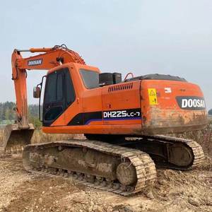 Excavatrice sur chenilles Doosan DH225LC-7 d'occasion, 22 tonnes, excellente et stable, avec moteur, boîte de vitesses, pompe et PLC - Économique, à vendre - Product Image 3
