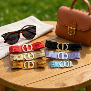 Cintura elastica in PU con doppia fibbia e design con lettera D, alla moda, per donna e uomo - Product Image 3