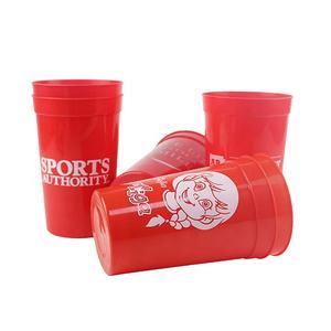 Gobelets de stade en plastique personnalisés 22 OZ réutilisables en PP de qualité alimentaire avec logo personnalisé pour mariage et fête, fabriqués au Vietnam - Product Image 5