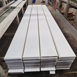 Techo <span class=keywords><strong>Cuadrado</strong></span> <span class=keywords><strong>de</strong></span> <span class=keywords><strong>PVC</strong></span> Ecológico, Impermeable, Ignífugo, Resistente a la Humedad y al Sonido, Diseño Moderno Personalizado, <span class=keywords><strong>Precio</strong></span> <span class=keywords><strong>de</strong></span> Fábrica Fulin - Product Image 3