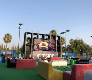 Siêu mỏng p4.81 ngoài trời Màn hình <span class=keywords><strong>LED</strong></span> hoạt hình cho video cho thuê IP65 đánh giá 4500 nits độ sáng Cửa hàng bán lẻ trung tâm mua sắm - Product Image 5