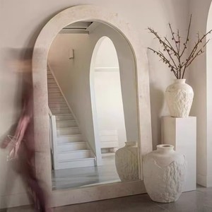 Espejo de pie de diseño, estilo crema claro, de madera maciza templada, hecho a mano, ecológico, de cuerpo entero, arqueado, para vestidor - Product Image 2