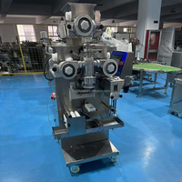 Machine de remplissage et d'enrobage automatique à double trémie pour boulettes de poisson et biscuits bicolores, pour la production en gros