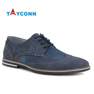 Chaussures de Derby en daim pour hommes, chaussures plates décontractées à bout pointu à lacets, chaussures d'affaires formelles - Product Image 2