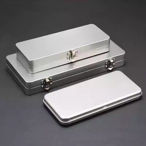 קופסת פח מלבנית עם אבזם מנירוסטה בדרגת מזון - קופסת פח קטנה לאחסון כלים וברגים - Product Image 1