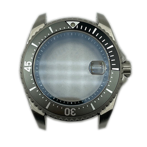 Vente en gros de pièces de montre pour hommes en acier inoxydable 316L avec verre saphir 20 ATM, finition brossée mate en titane, personnalisable, faible MOQ, NH35 - Product Image 3