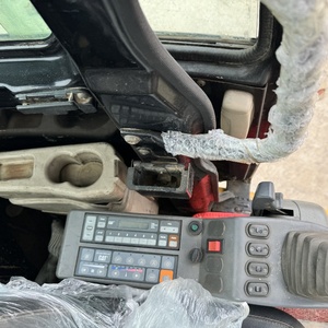 Excavadora de cadenas compacta usada 308C de radio reducido 8T con motor y caja de cambios para movimiento de tierras en espacios reducidos - Product Image 4