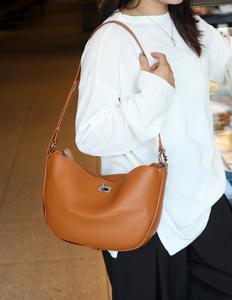 Productos al por Mayor, Bolso de Mano para Mujer, Bolso Grande de Cuero Auténtico con Contraste de Color, Bolso Bandolera de Media Luna - Product Image 4