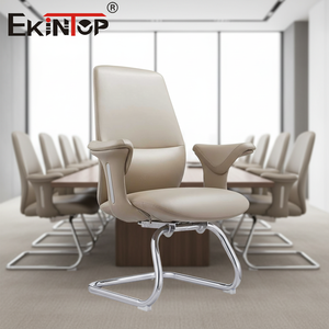 Chaise de bureau ergonomique Sinonis pivotante en cuir confortable et robuste, réglable, pour bureau et atelier - Product Image 4