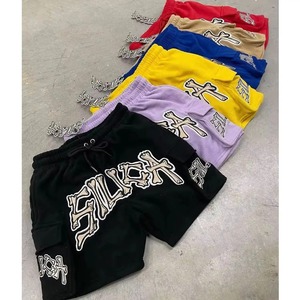 กางเกงขาสั้นชายหาดผ้าคอตตอน100% ผสมสีสำหรับผู้ชายกางเกงขาสั้นสไตล์สตรีทแวร์แห้งเร็วมีโลโก้ตามสั่ง - Product Image 1