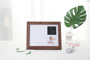 Cadre en bois pour souvenirs de bébé avec <span class=keywords><strong>kit</strong></span> d'empreintes de mains et de pieds en argile auto-durcissante pour la décoration murale de la chambre d'enfant - Product Image 3